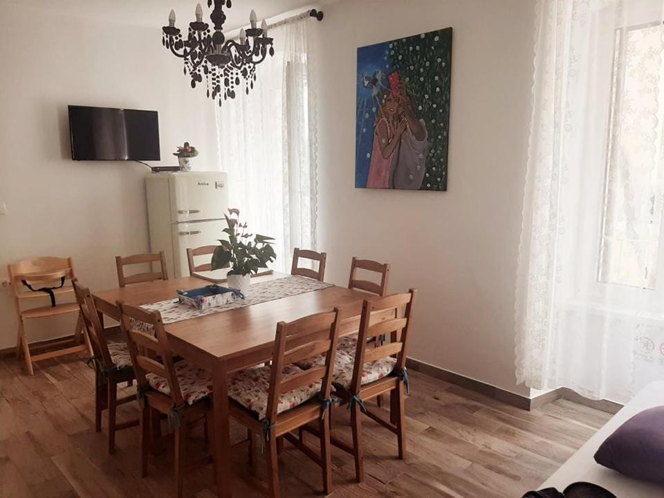 Istrabella Apartment كوبر المظهر الخارجي الصورة
